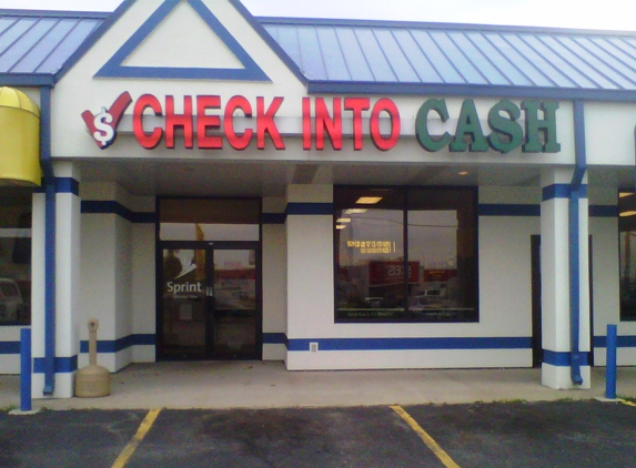 Check Into Cash - Beaver Dam, WI