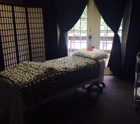 Lakeside Massage & Spa - Kissimmee, FL