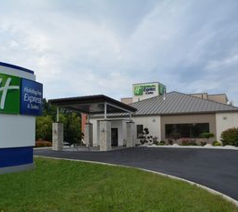 Holiday Inn Express & Suites Waterville - North - Waterville, ME