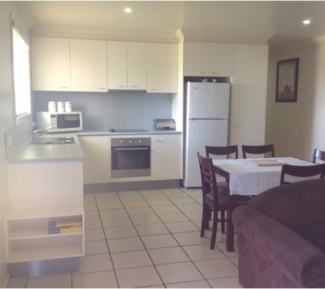 Emu Park Motel - Gracemere, QLD