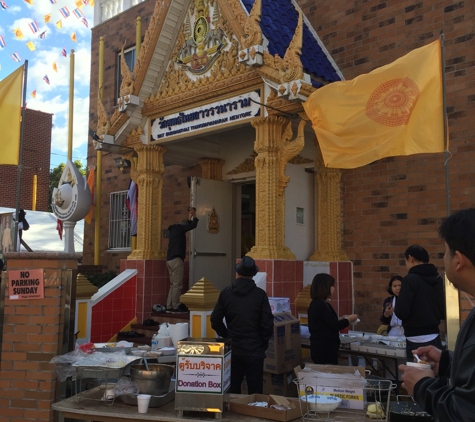 Wat Buddha Thai Thavorn Vanaram - Elmhurst, NY