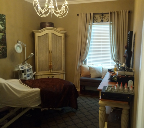 Lavish Retreat spa - Cedar Hill, TX