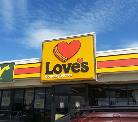 Love's Travel Stop - Claude, TX