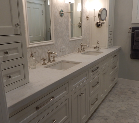 Aiken Design & Cabinetry - Fairhope, AL. Master Bath