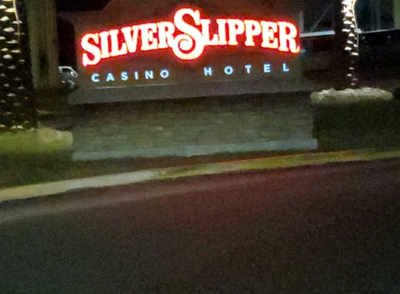 Silver Slipper Casino Hotel - Bay St Louis, MS