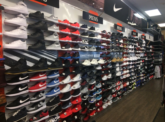 Hibbett Sports - Canton, OH