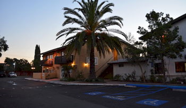 Lemon Tree Motel - Anaheim, CA