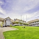 Days Inn by Wyndham Petoskey - Hotels