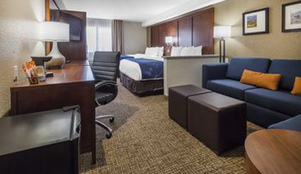 Comfort Suites El Paso Airport - El Paso, TX