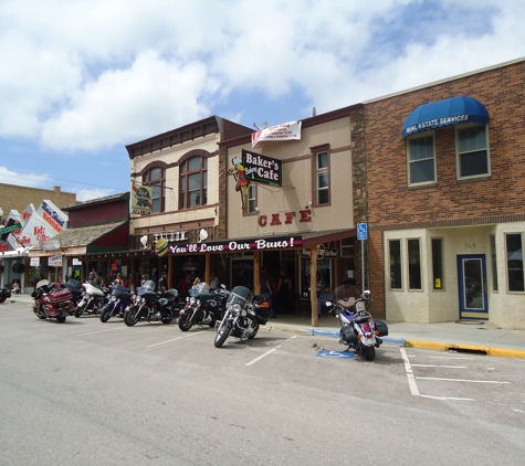 Baker's Bakery & Cafe - Custer, SD