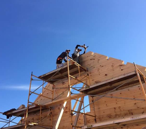 Anver Log Homes - Tavares, FL. No harness, was told if you dont want to work go home