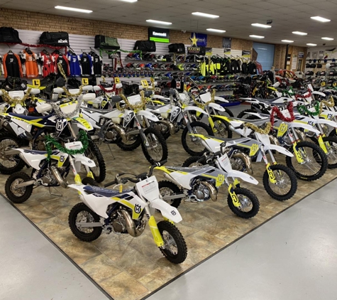Robertsons Motorcycles & Machinery - Dubbo, NSW