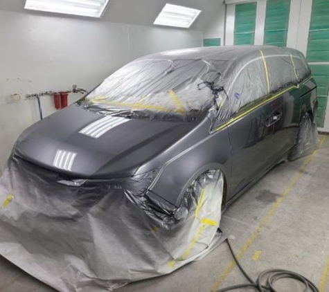 Top Line Auto Body - Blaine, MN