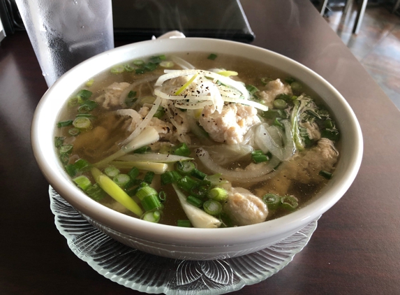 Max Saigon - Chandler, AZ