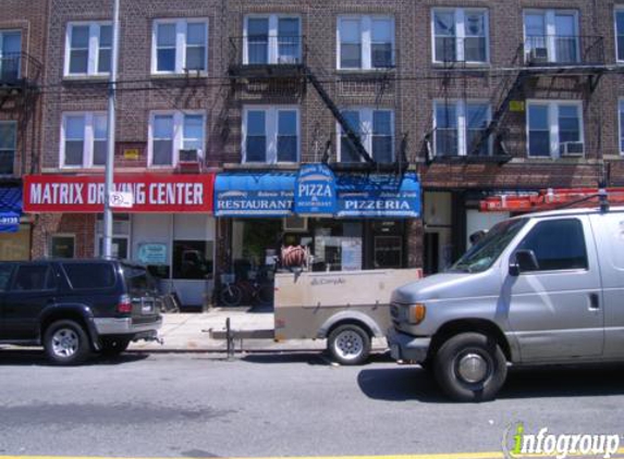 Astoria Park Pizzeria - Astoria, NY