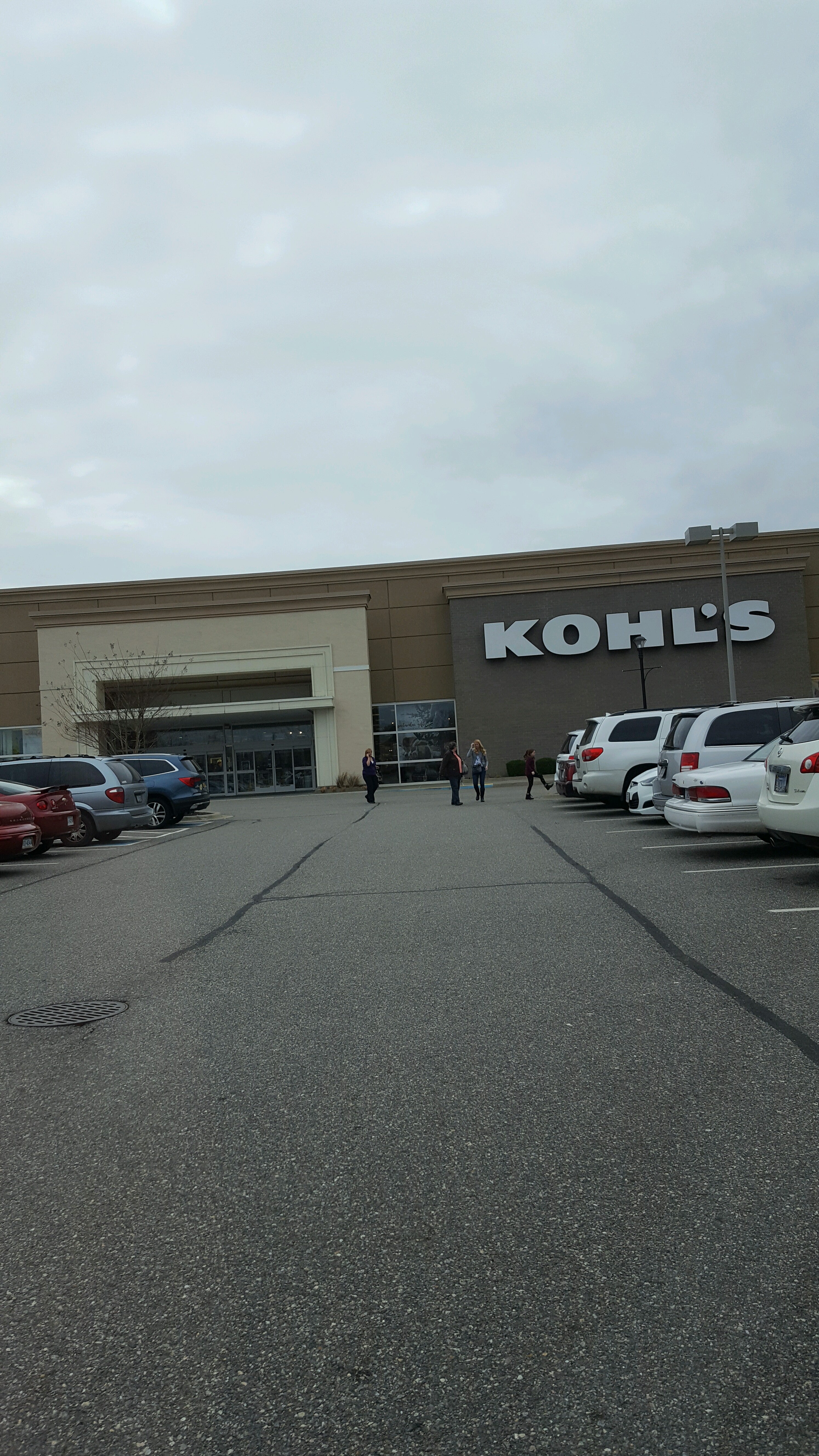 Kohl's department store and new restaurant coming to Lenox next