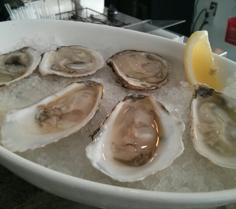 Shuck Oyster Bar - Costa Mesa, CA