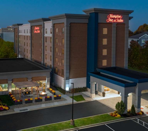 Hampton Inn beach - Beachwood, OH