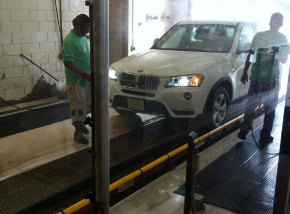 Freehold Raceway Car Wash - Freehold, NJ