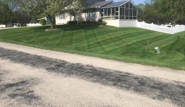 Stripe & Go Lawncare - Kankakee, IL