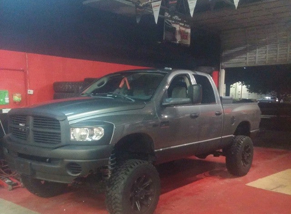 Champion 4X4 Miami - Hialeah, FL