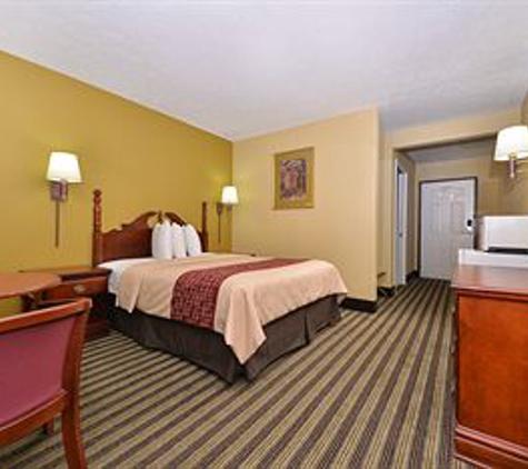 Red Roof Inn - Paducah, KY