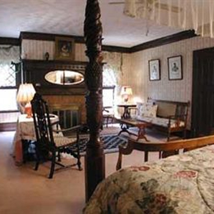 Manor House Inn - Norfolk, CT