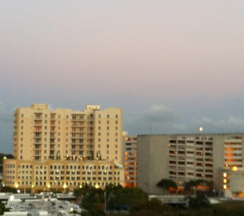 Colonnade Southwest Condominium - Miami, FL