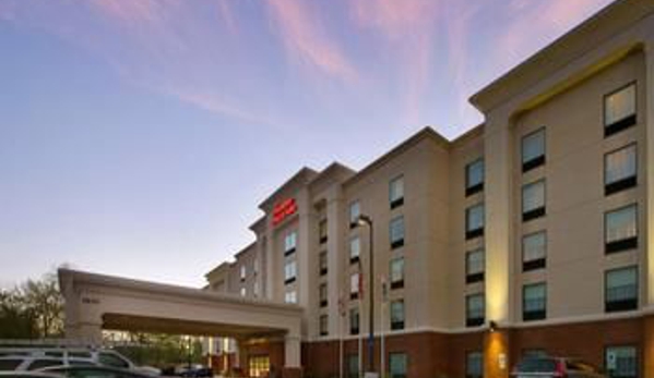 Hampton Inn & Suites Baltimore/Woodlawn - Windsor Mill, MD