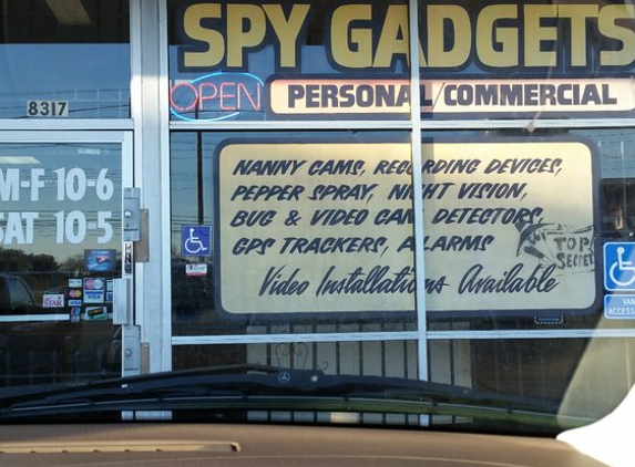 Fox's Spy Outlet - Sacramento, CA