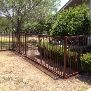 Fischer's Fencing & Handyman Services - Springtown, TX