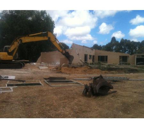 Coastal Demolition & Salvage - Falcon, WA