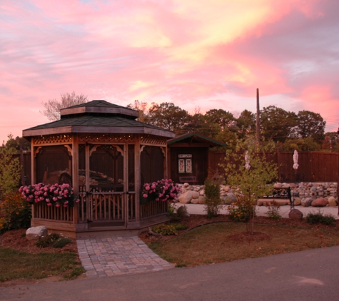 Lazy Cloud Inn - Lake Geneva, WI