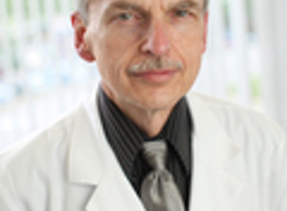 Dr. Douglas G Finnie, MD - Columbus, OH
