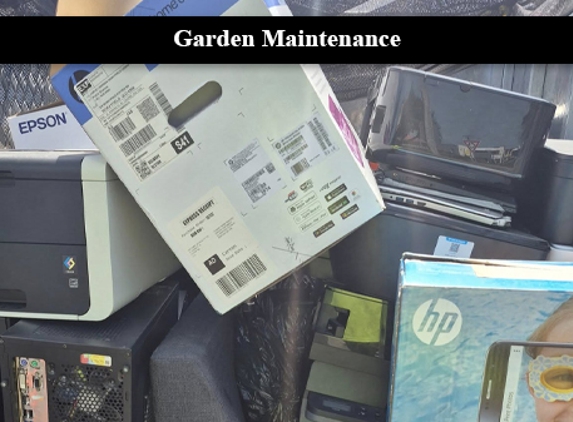 Damian's lawn Mowing Service - Caboolture South, QLD. Garden Maintenance