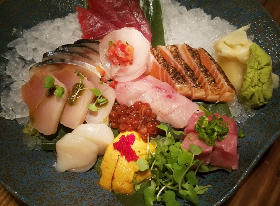 Takumi Izakaya Bar - Sacramento, CA