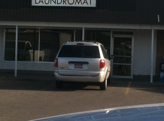 D & L Coin-Op Laundry - Idaho Falls, ID