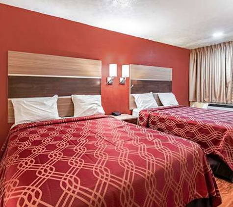 Econo Lodge - Worthington, OH