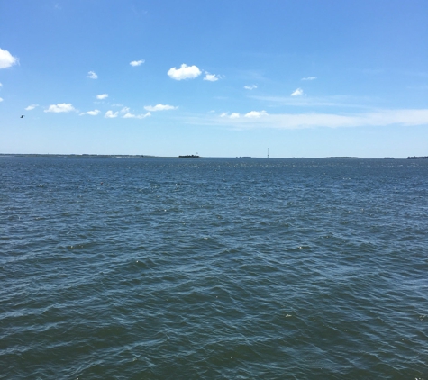 Marina Variety Store & Restaurant - Charleston, SC