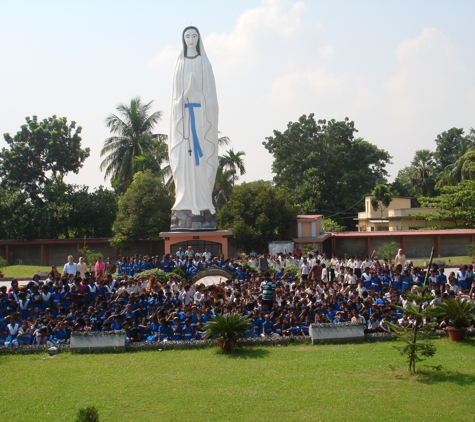 Pime Missionaries. St. Joseph Pry. School  BD