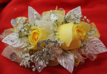 Adela S Floral Creations 4202 Hendricks Ave Laredo Tx 78041 Yp Com