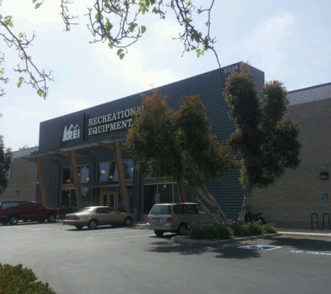 Rei - San Diego, CA