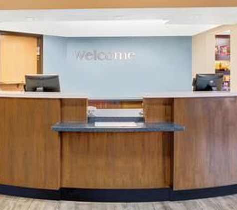 Days Inn & Suites by Wyndham Page Lake Powell - Page, AZ