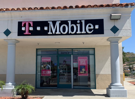 T-Mobile - Lake Elsinore, CA