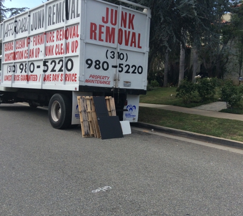 Los Angeles junk removal - Los Angeles, CA