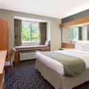 Microtel Inn & Suites by Wyndham Brunswick North - Hotels