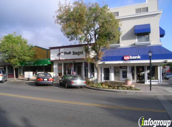 The Posh Bagel - Los Altos, CA