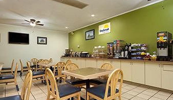 Days Inn - Hardeeville, SC