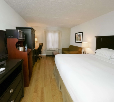 DoubleTree by Hilton Hotel Buffalo - Amherst - Amherst, NY