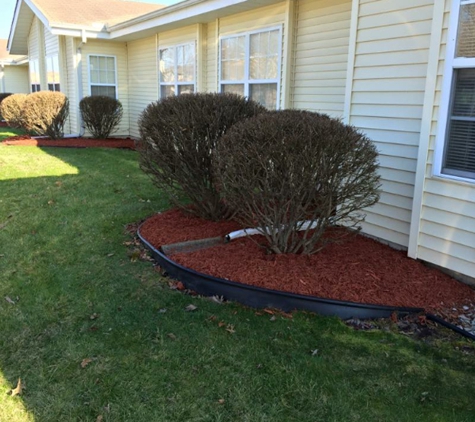 J & E Maintenance & Lawn Care - Seymour, IN